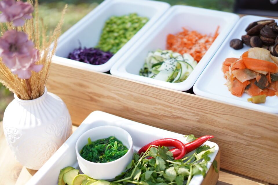 http://Catering%20Brno%20Jedna%20basen%20bowl%20station%20zelenina